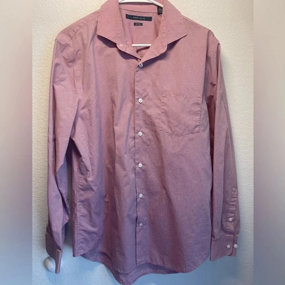 Perry Ellis men’s size medium button up long sleeve non iron 100% Cotton